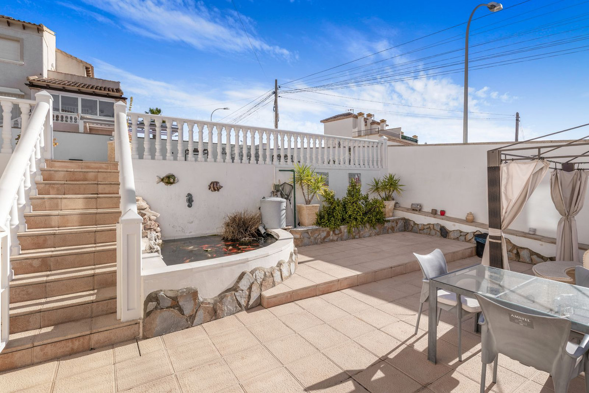 8 Bed Townhouse for sale in San Miguel De Salinas Costa Blanca, Alicante, Spain