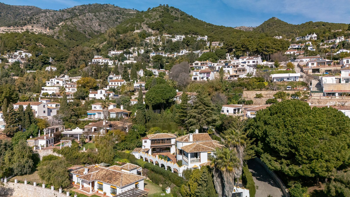 4 Bed Townhouse for sale in Mijas Costa Del Sol, Málaga, Spain