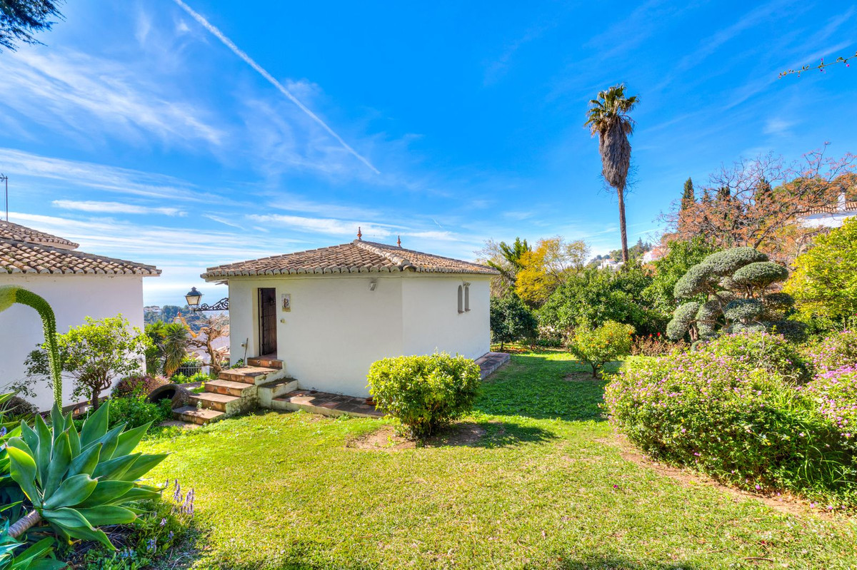 4 Bed Townhouse for sale in Mijas Costa Del Sol, Málaga, Spain