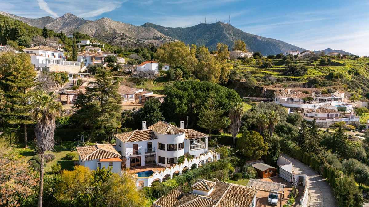 4 Bed Townhouse for sale in Mijas Costa Del Sol, Málaga, Spain