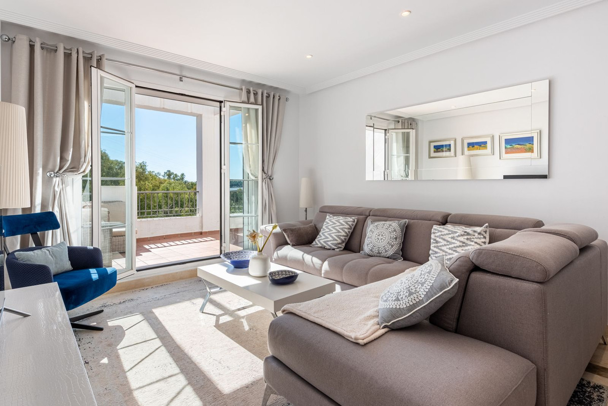 3 Bed Apartment for sale in Los Arqueros Costa Del Sol, Málaga, Spain