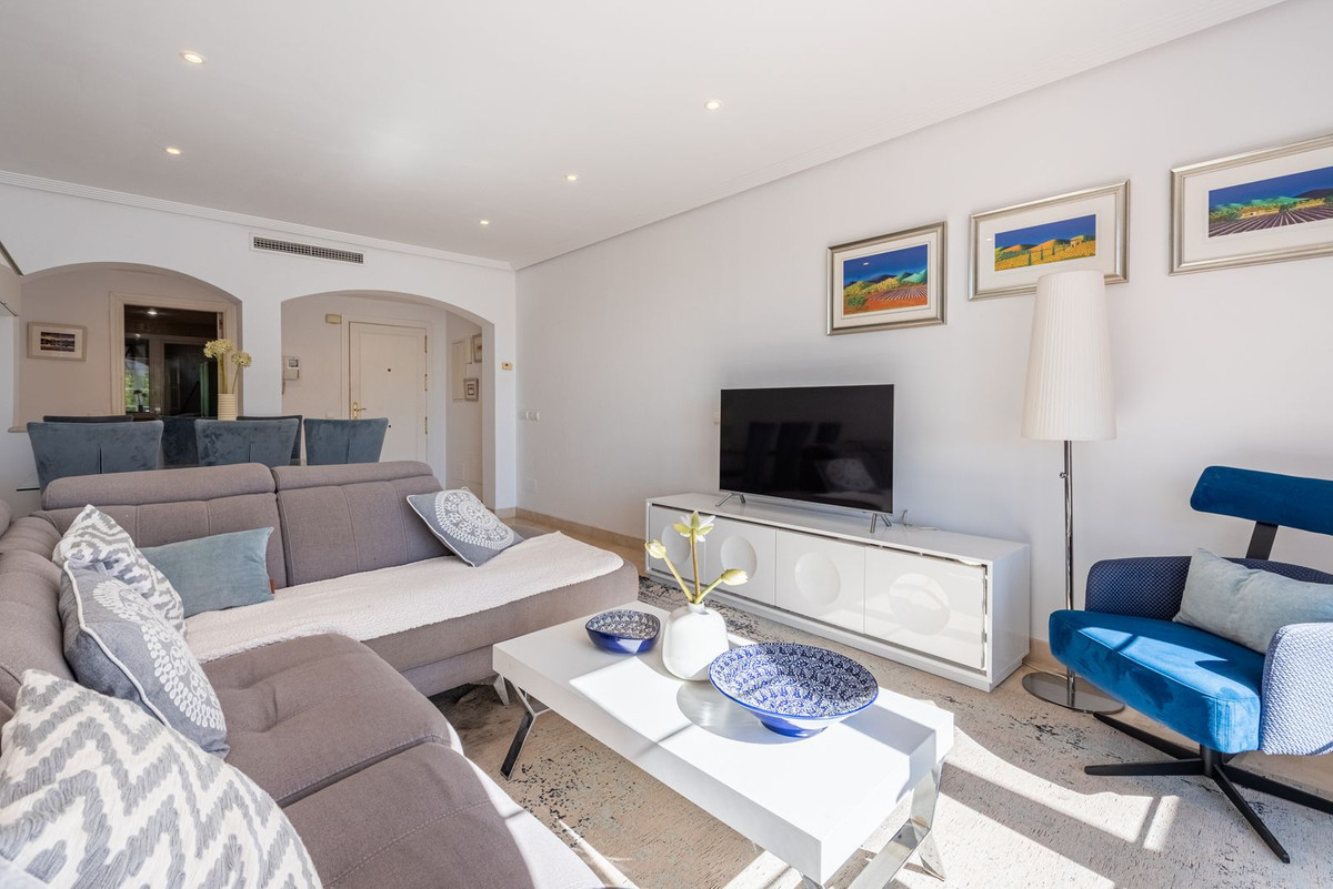3 Bed Apartment for sale in Los Arqueros Costa Del Sol, Málaga, Spain