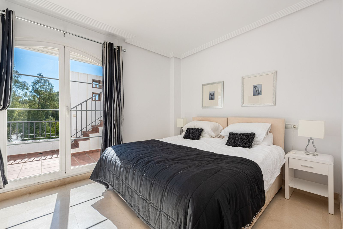 3 Bed Apartment for sale in Los Arqueros Costa Del Sol, Málaga, Spain