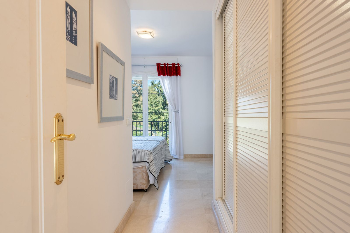 3 Bed Apartment for sale in Los Arqueros Costa Del Sol, Málaga, Spain