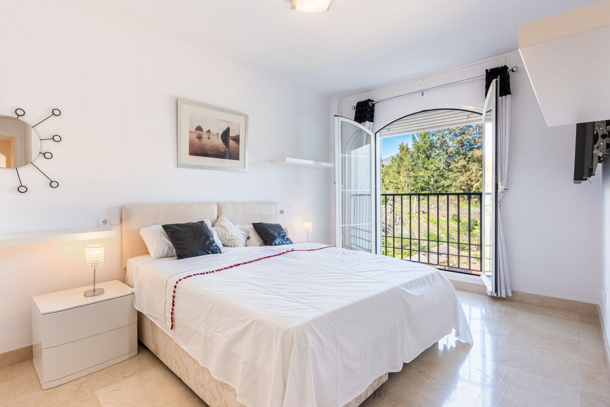 3 Bed Apartment for sale in Los Arqueros Costa Del Sol, Málaga, Spain