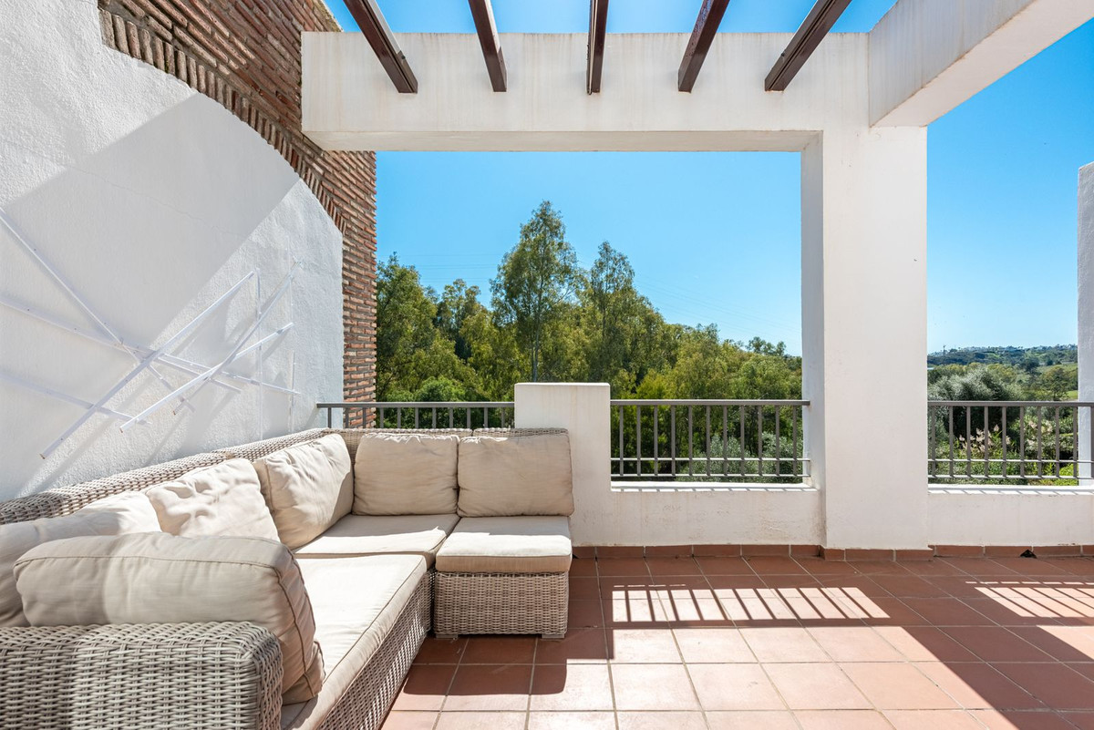 3 Bed Apartment for sale in Los Arqueros Costa Del Sol, Málaga, Spain