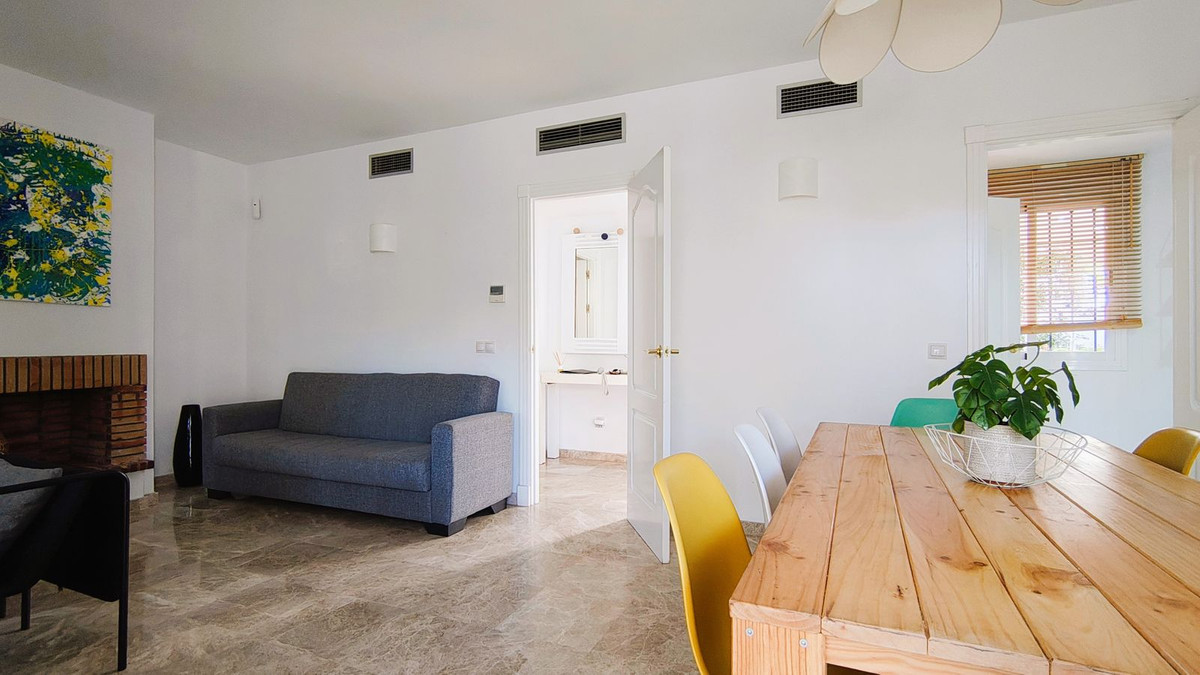 Se vende Apartamento Planta Baja de 3 dormitorios en Costa Del Sol, Málaga, España