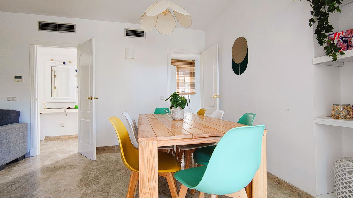 Se vende Apartamento Planta Baja de 3 dormitorios en Costa Del Sol, Málaga, España