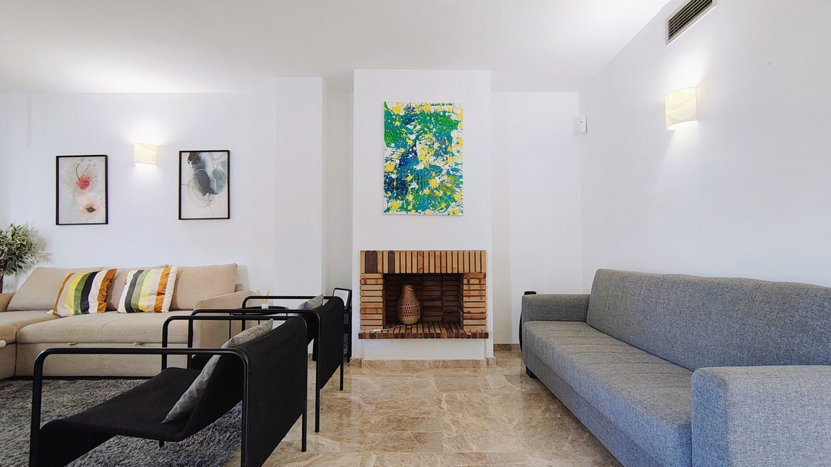 Se vende Apartamento Planta Baja de 3 dormitorios en Costa Del Sol, Málaga, España