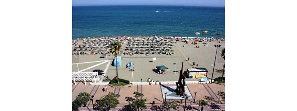 Se vende Apartamento Planta Media de 3 dormitorios en Costa Del Sol, Málaga, España