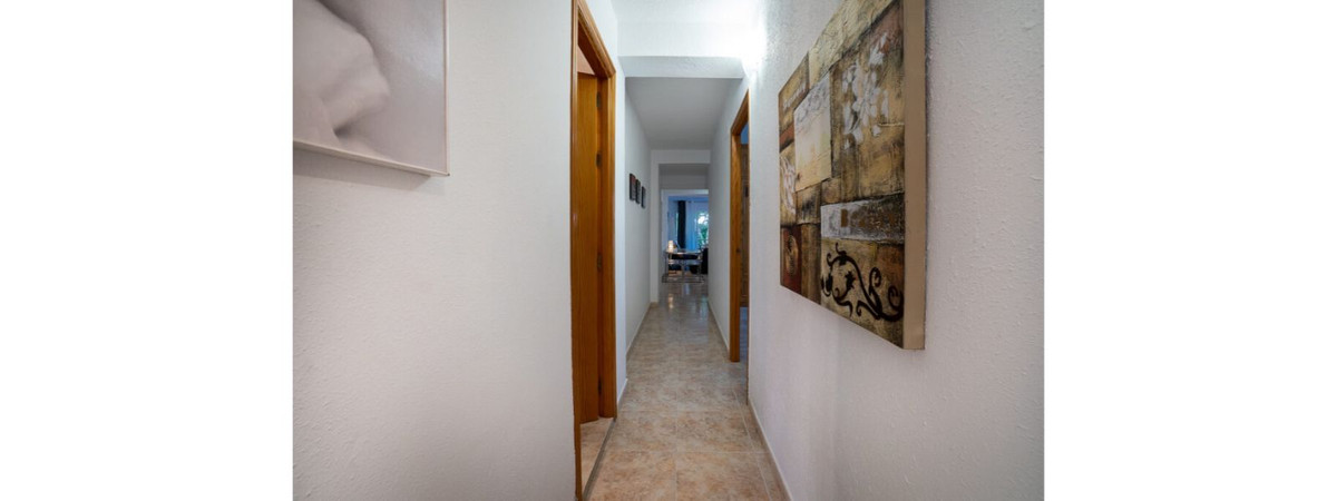 Se vende Apartamento Planta Media de 3 dormitorios en Costa Del Sol, Málaga, España