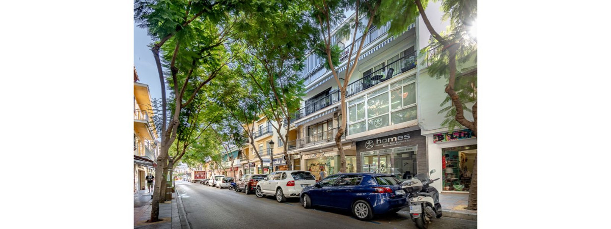 Se vende Apartamento Planta Media de 3 dormitorios en Costa Del Sol, Málaga, España