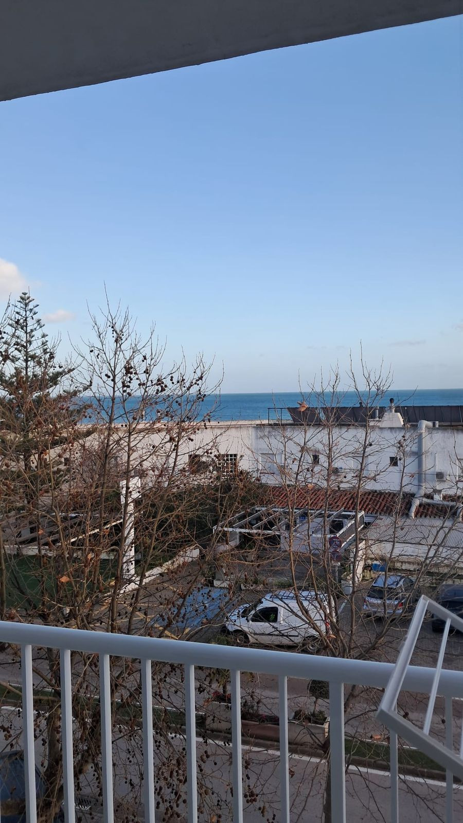 Se vende Apartamento Planta Media de 3 dormitorios en Costa Del Sol, Cadiz, España