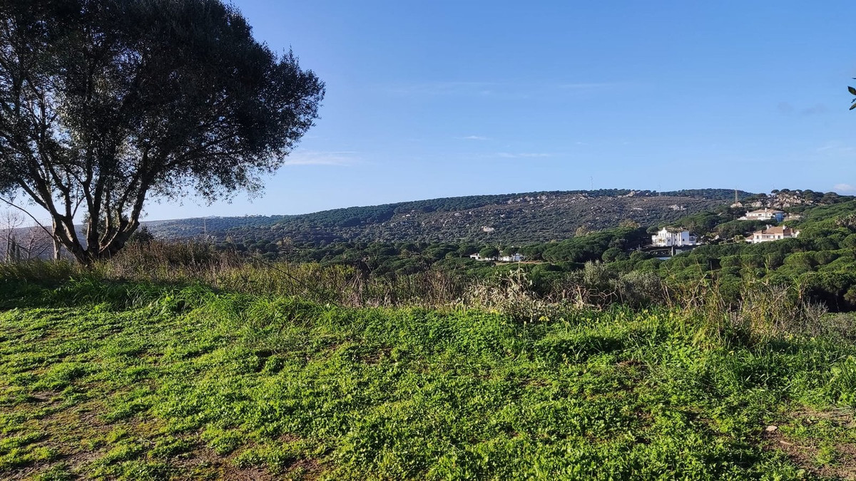 Se vende Terreno Rustico de 6 dormitorios en Costa Del Sol, Cadiz, España