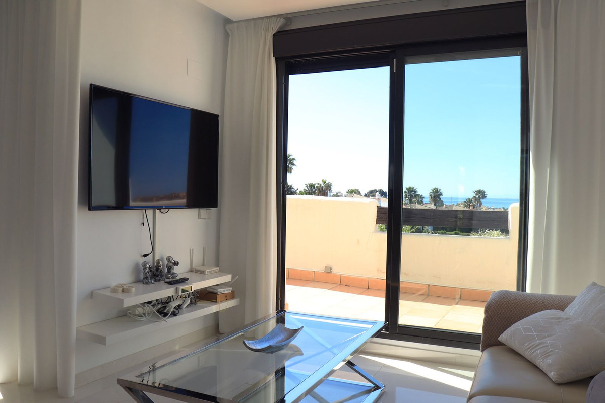 3 Bed Townhouse for sale in Estepona Costa Del Sol, Málaga, Spain