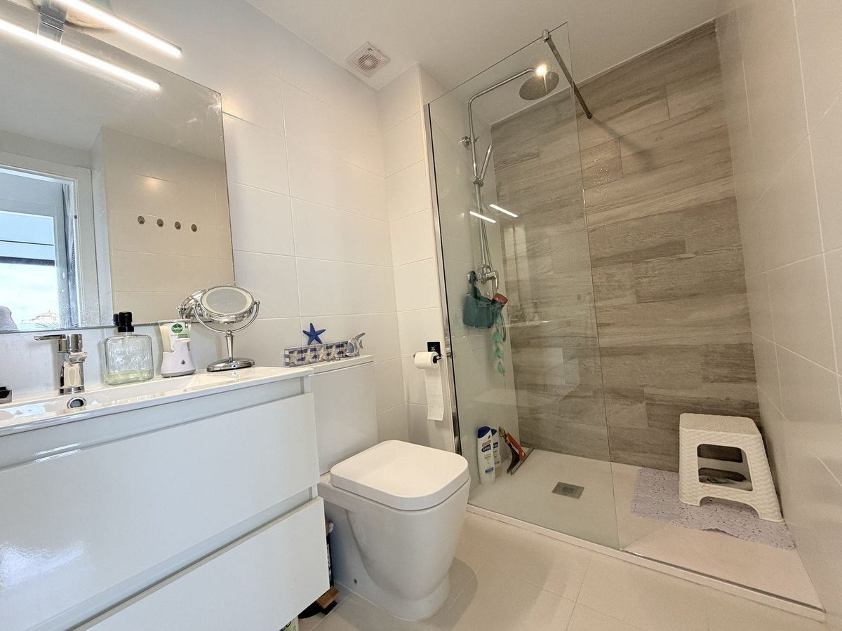 Se vende Pareada de 3 dormitorios en Costa Blanca, Alicante, España