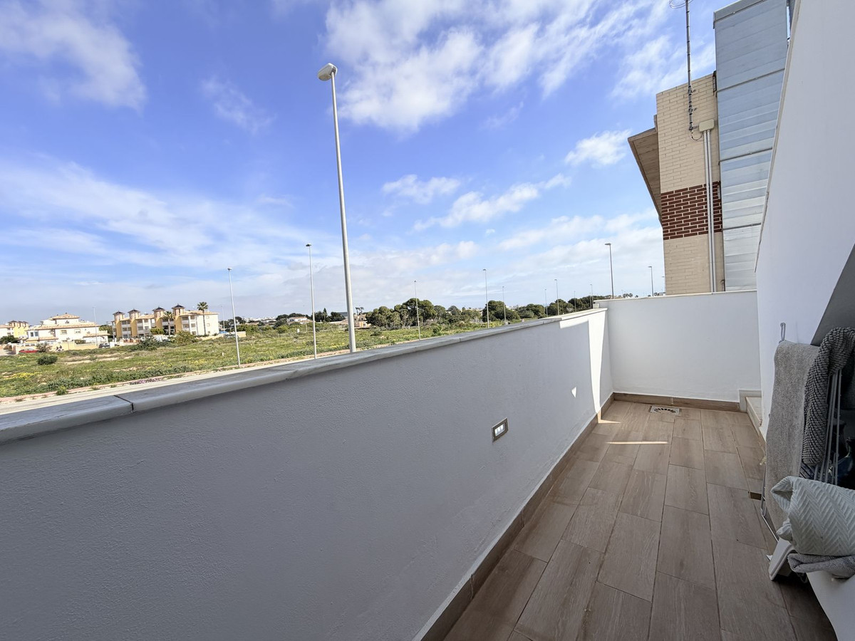 Se vende Pareada de 3 dormitorios en Costa Blanca, Alicante, España