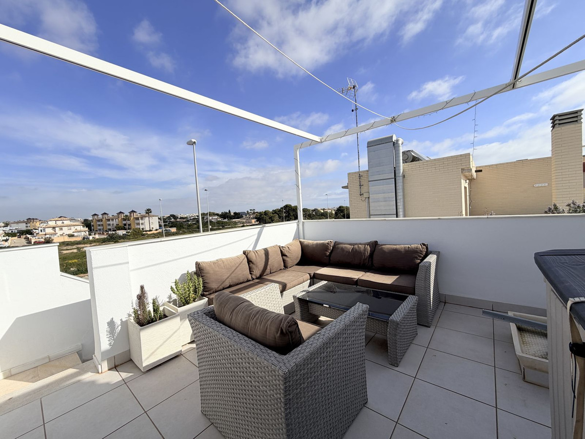 Se vende Pareada de 3 dormitorios en Costa Blanca, Alicante, España