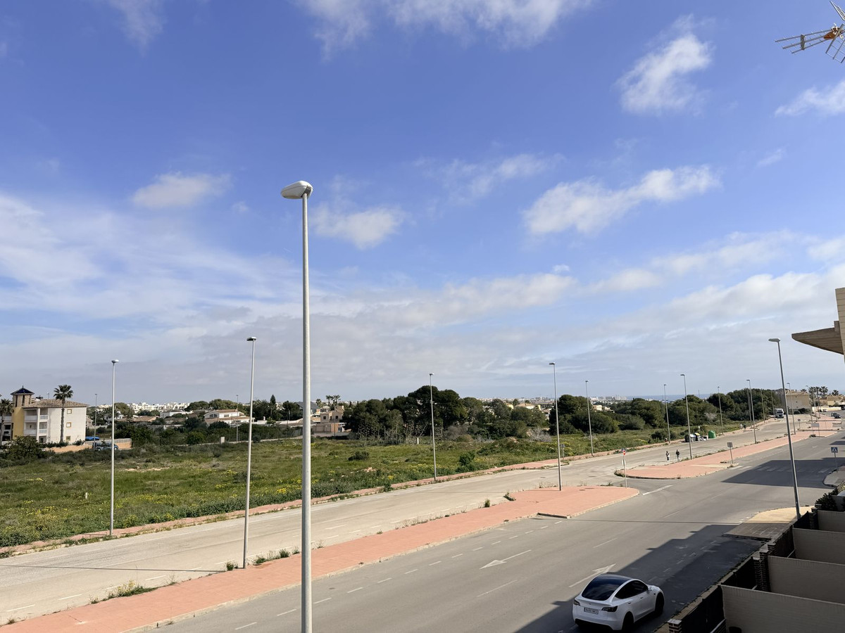 Se vende Pareada de 3 dormitorios en Costa Blanca, Alicante, España