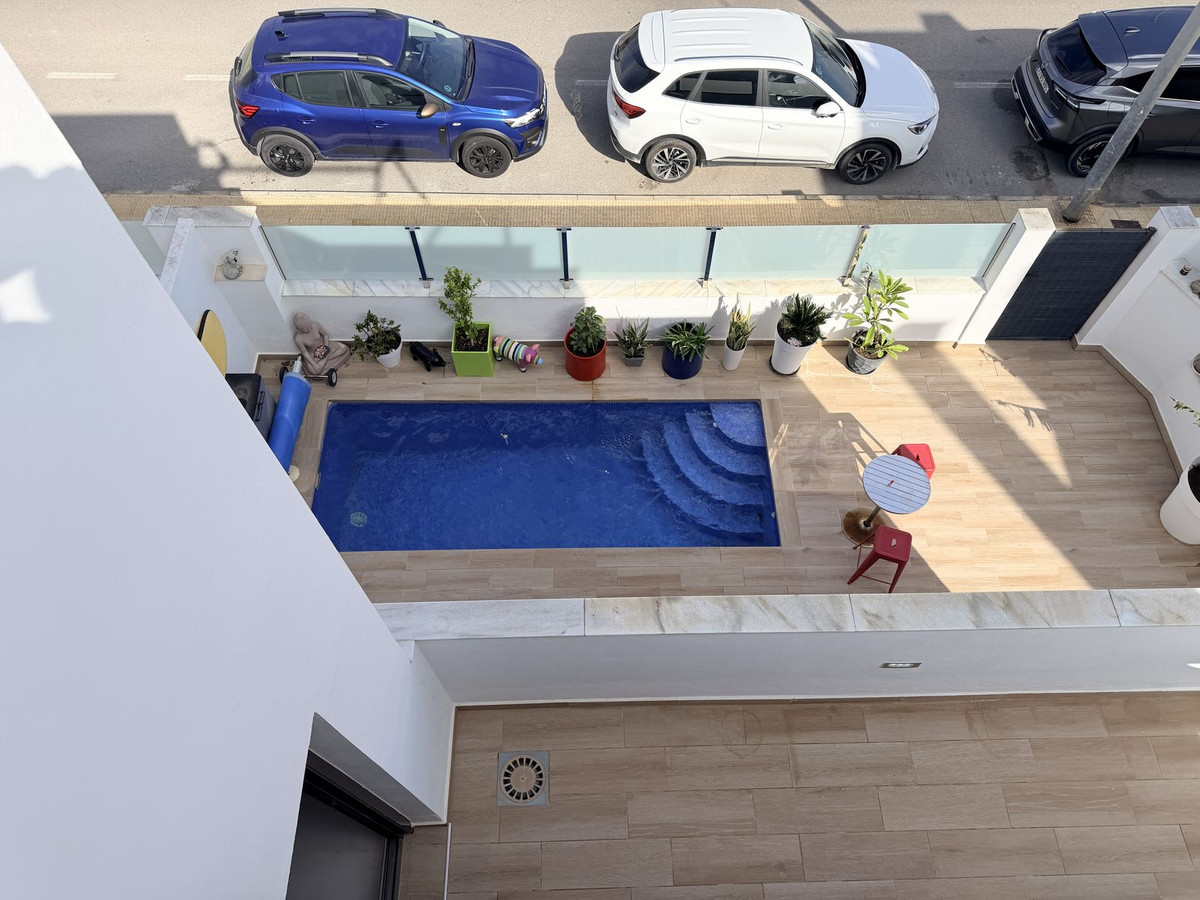 Se vende Pareada de 3 dormitorios en Costa Blanca, Alicante, España