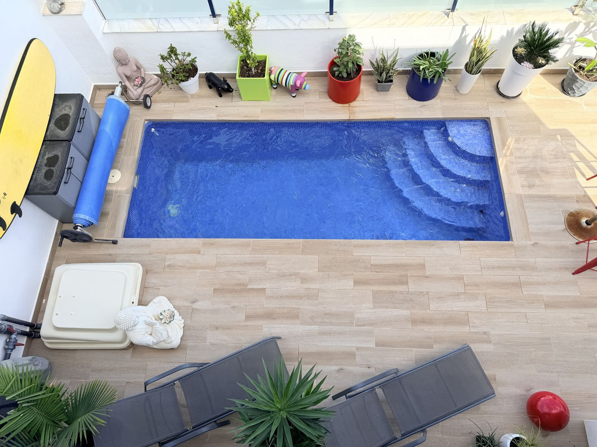 Se vende Pareada de 3 dormitorios en Costa Blanca, Alicante, España