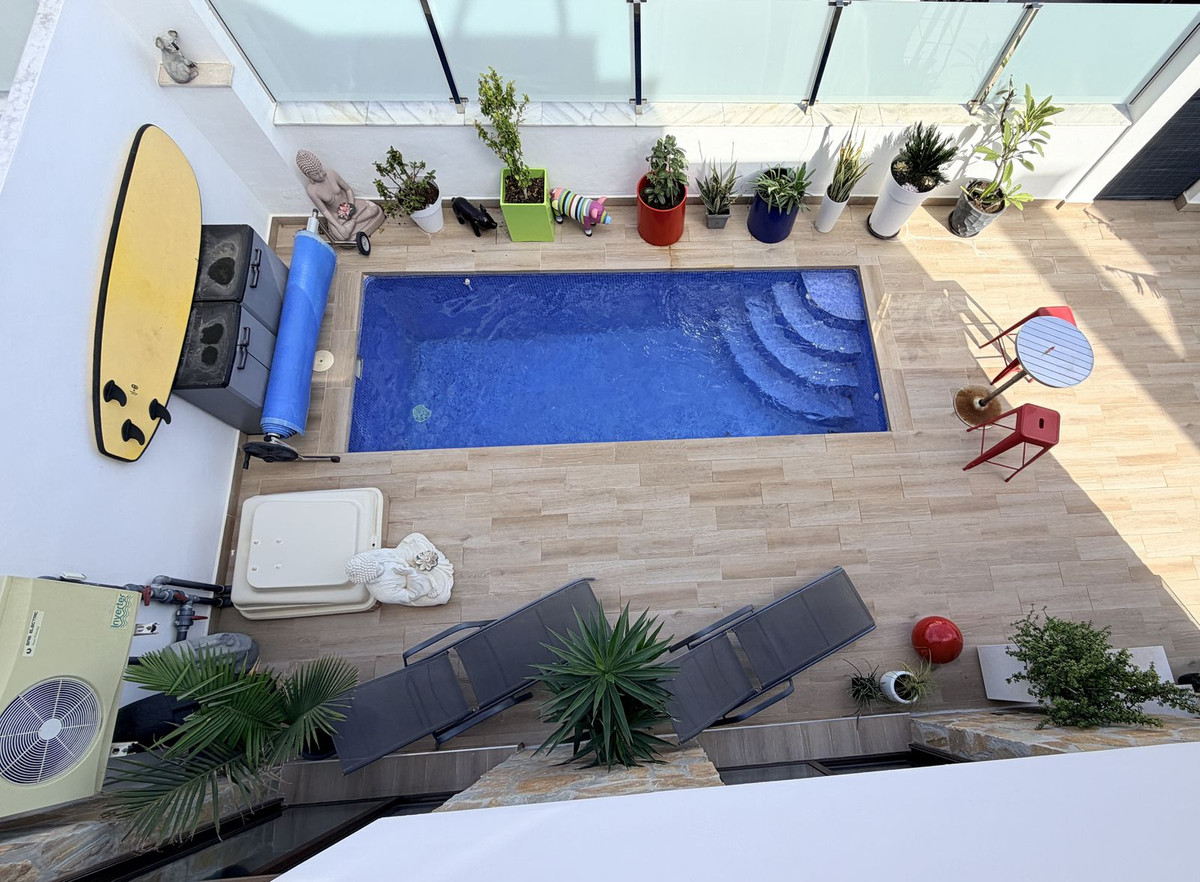 Se vende Pareada de 3 dormitorios en Costa Blanca, Alicante, España