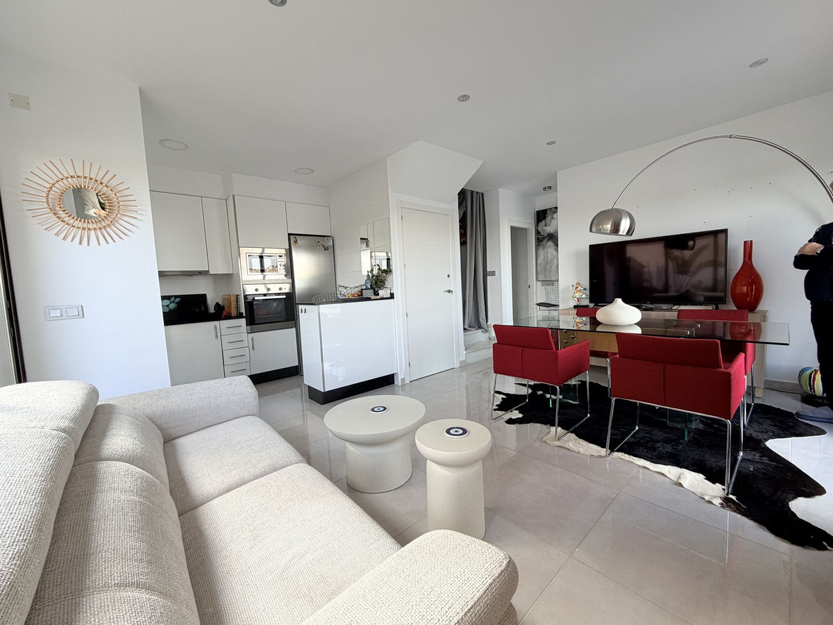 Se vende Pareada de 3 dormitorios en Costa Blanca, Alicante, España