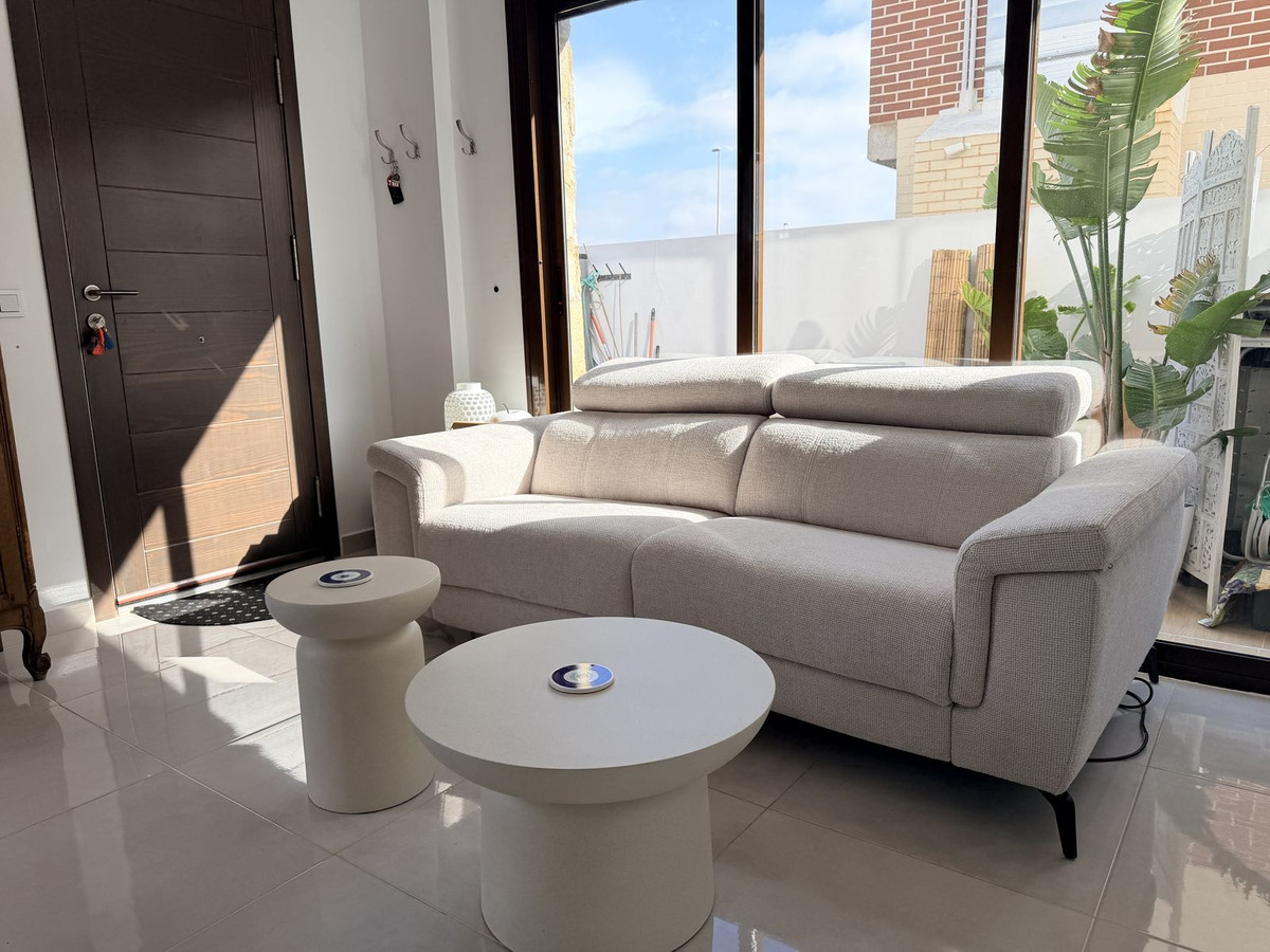 Se vende Pareada de 3 dormitorios en Costa Blanca, Alicante, España
