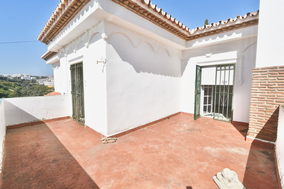 Se vende Villa - Chalet de 5 dormitorios en Costa Del Sol, Málaga, España