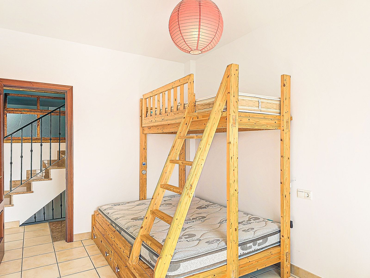 4 Bed Townhouse for sale in Almogía Costa Del Sol, Málaga, Spain