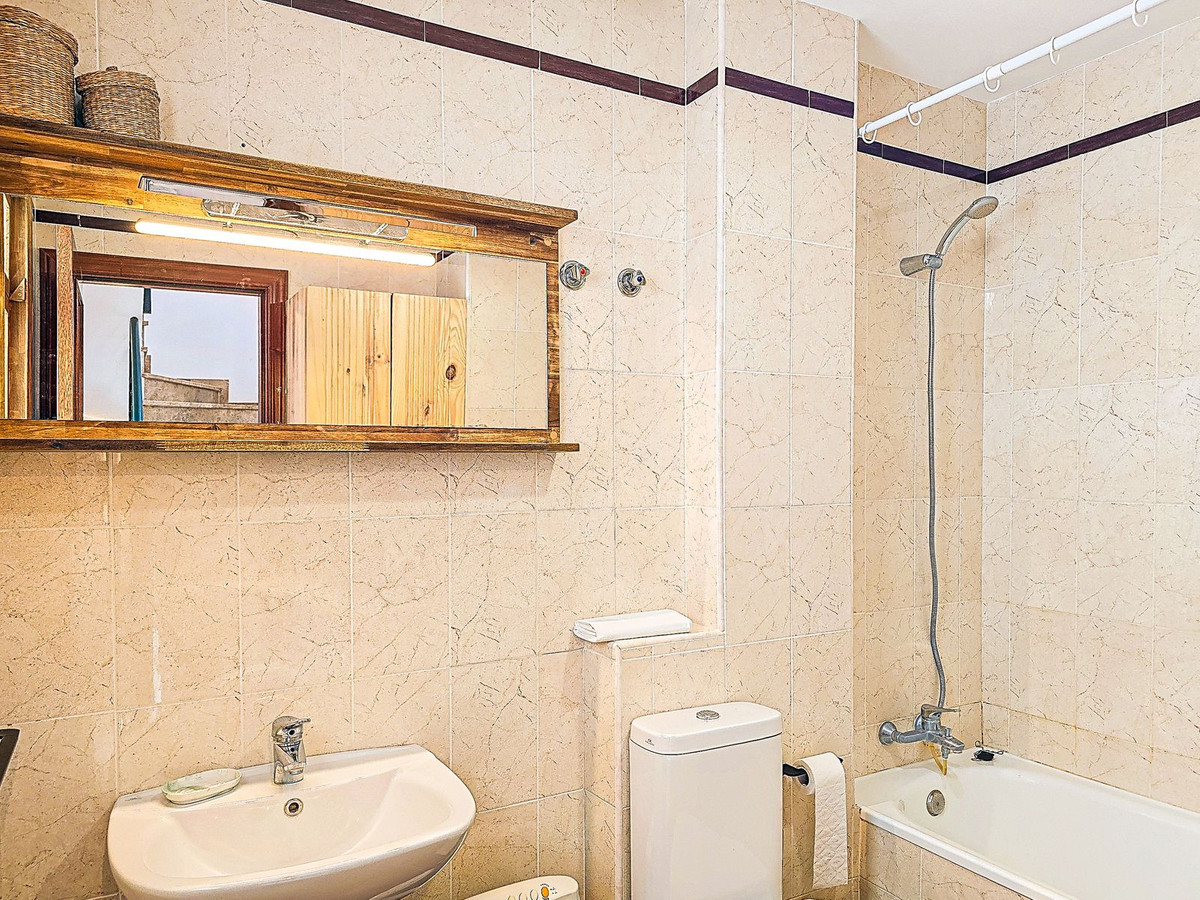 4 Bed Townhouse for sale in Almogía Costa Del Sol, Málaga, Spain