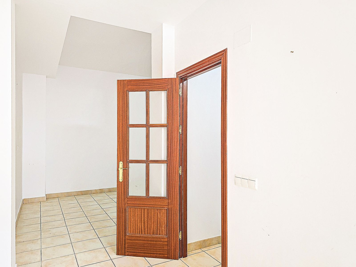 4 Bed Townhouse for sale in Almogía Costa Del Sol, Málaga, Spain