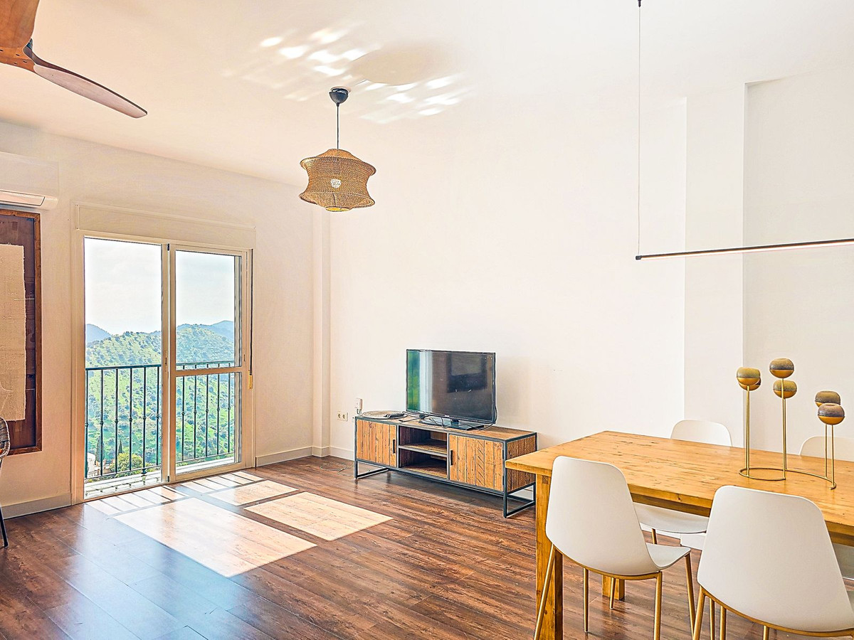 4 Bed Townhouse for sale in Almogía Costa Del Sol, Málaga, Spain