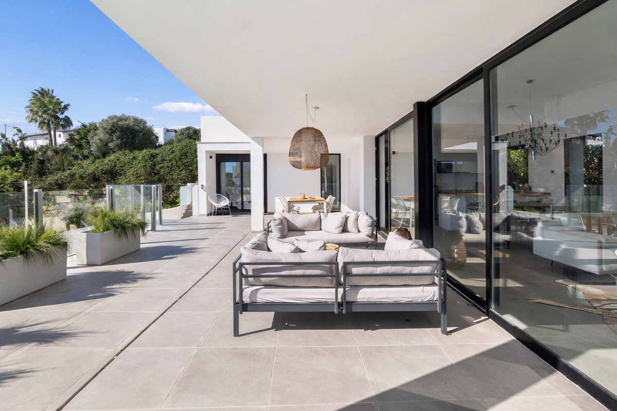 3 Bed Townhouse for sale in Valle Romano Costa Del Sol, Málaga, Spain