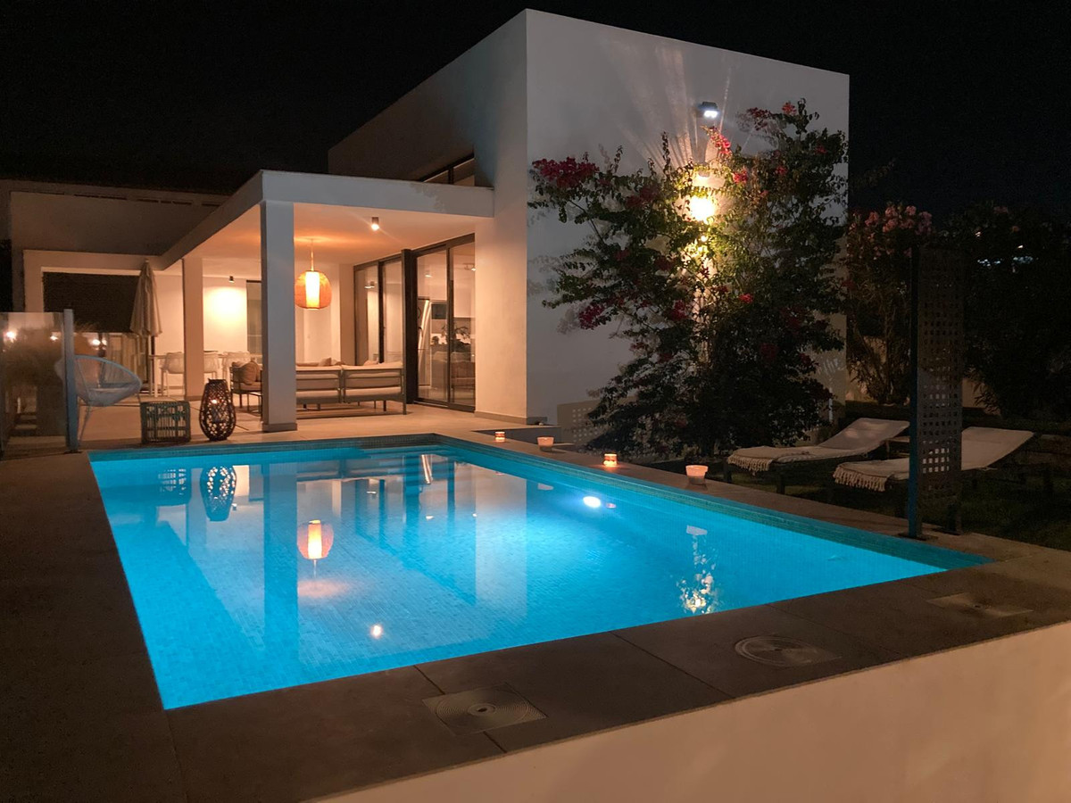3 Bed Townhouse for sale in Valle Romano Costa Del Sol, Málaga, Spain