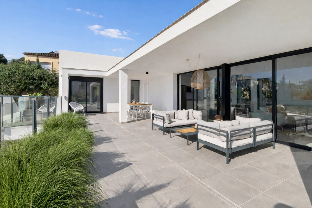 3 Bed Townhouse for sale in Valle Romano Costa Del Sol, Málaga, Spain