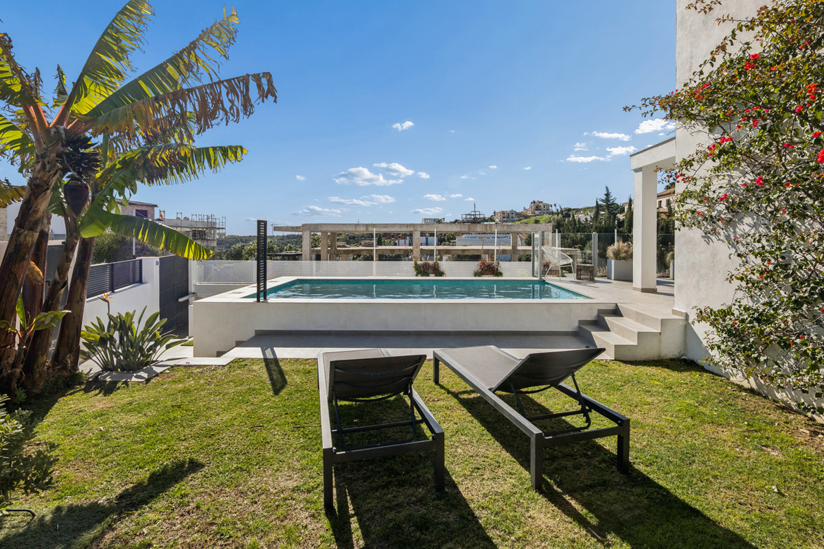 3 Bed Townhouse for sale in Valle Romano Costa Del Sol, Málaga, Spain