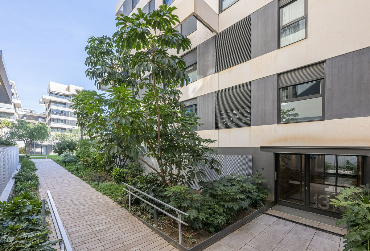 3 Bed Apartment for sale in Málaga Costa Del Sol, Málaga, Spain