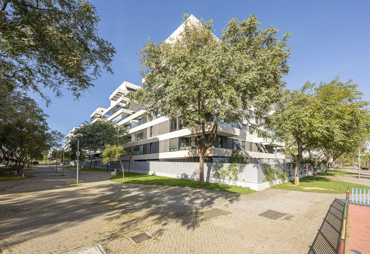 3 Bed Apartment for sale in Málaga Costa Del Sol, Málaga, Spain