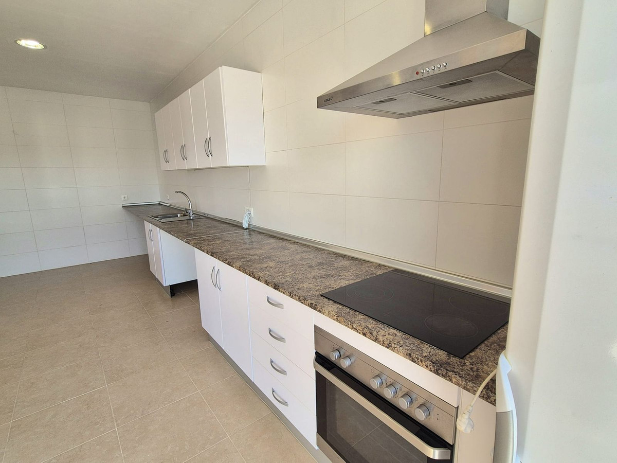 Se vende Villa - Chalet de 3 dormitorios en Costa Del Sol, Málaga, España