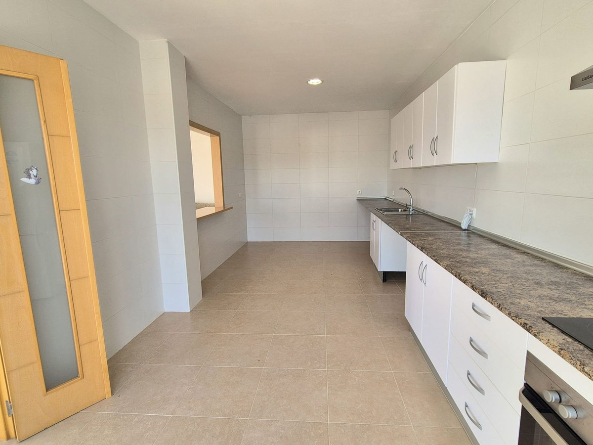 Se vende Villa - Chalet de 3 dormitorios en Costa Del Sol, Málaga, España