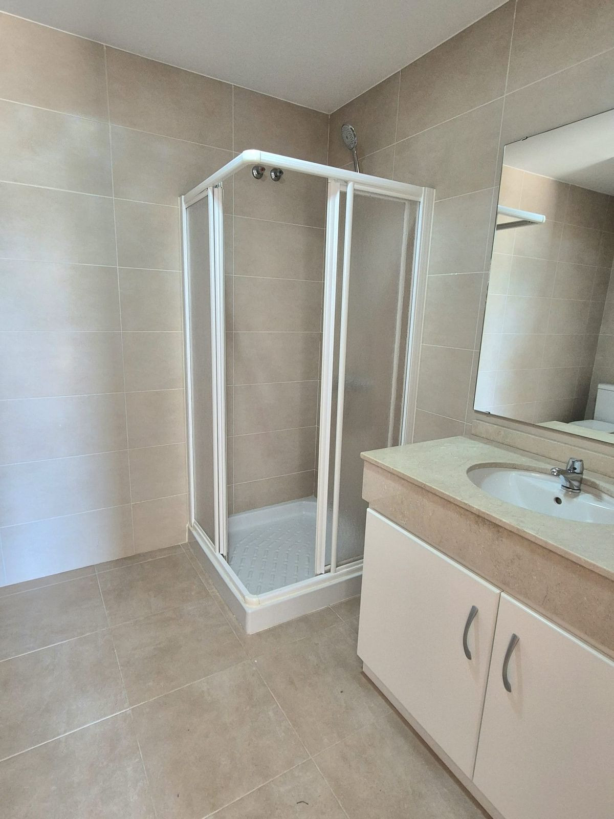 Se vende Villa - Chalet de 3 dormitorios en Costa Del Sol, Málaga, España
