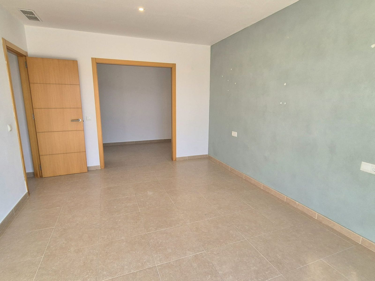 Se vende Villa - Chalet de 3 dormitorios en Costa Del Sol, Málaga, España