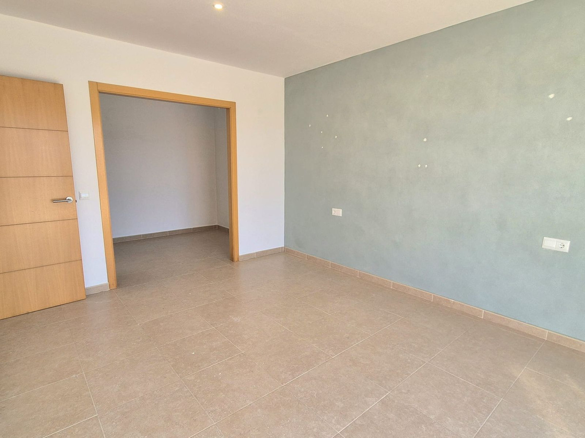 Se vende Villa - Chalet de 3 dormitorios en Costa Del Sol, Málaga, España