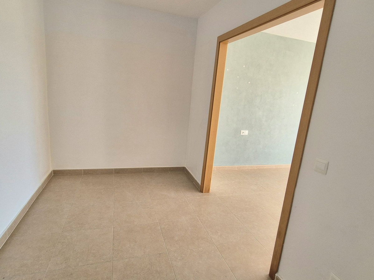 Se vende Villa - Chalet de 3 dormitorios en Costa Del Sol, Málaga, España