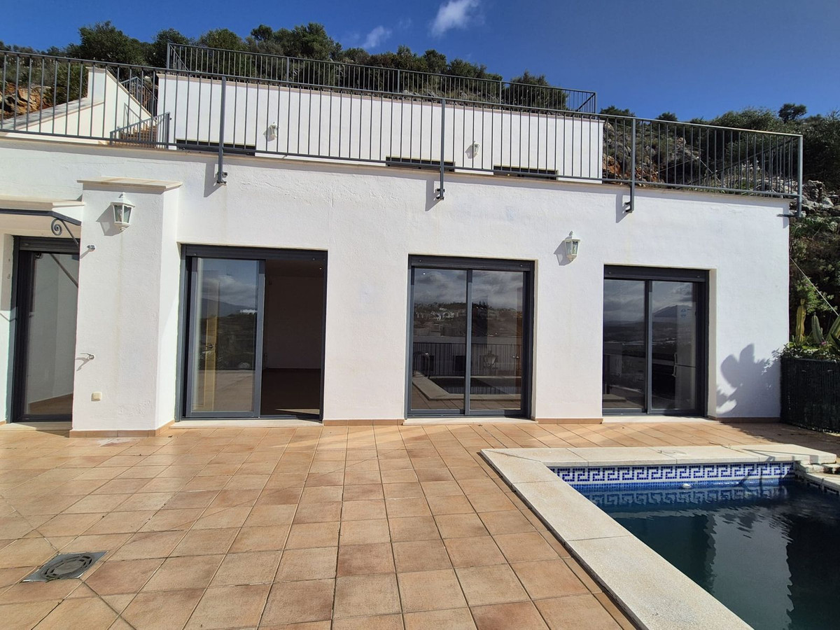 Se vende Villa - Chalet de 3 dormitorios en Costa Del Sol, Málaga, España