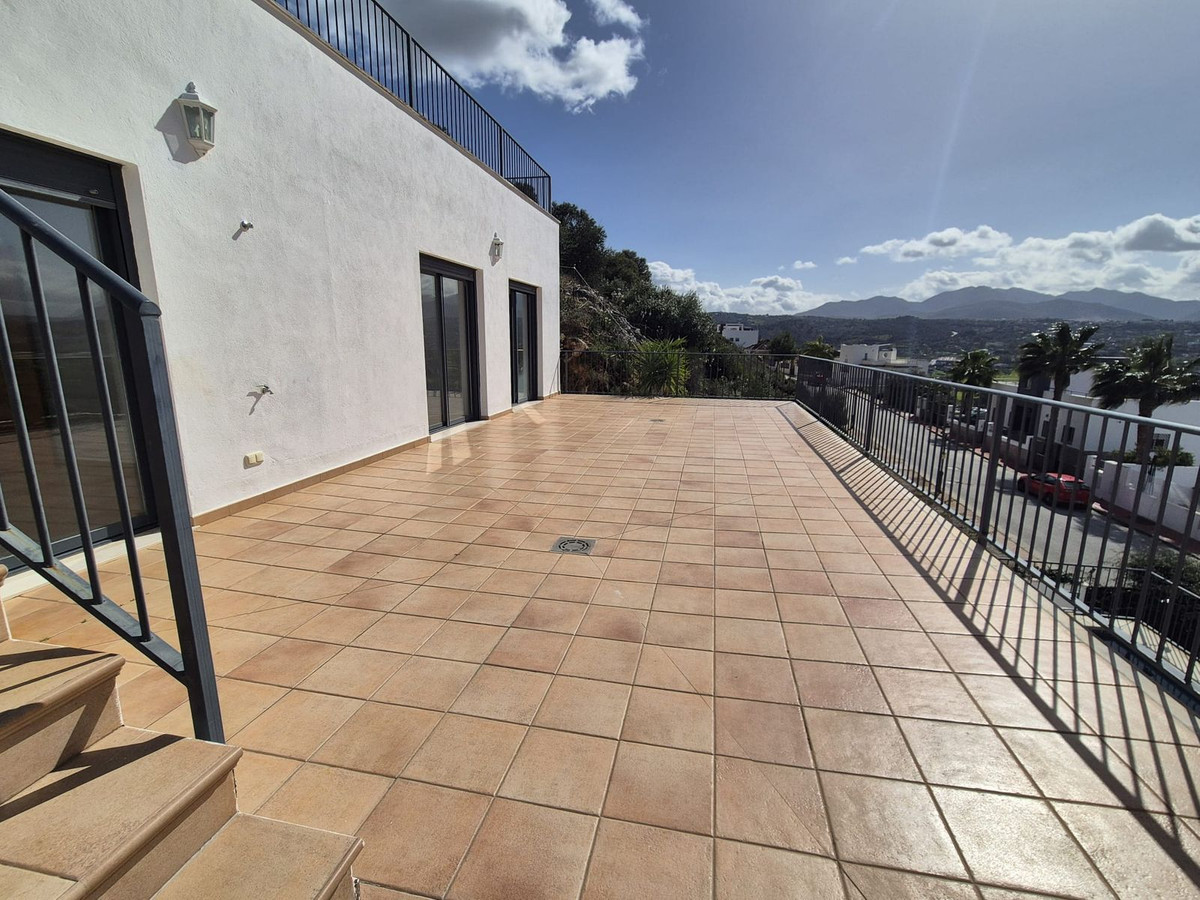 Se vende Villa - Chalet de 3 dormitorios en Costa Del Sol, Málaga, España