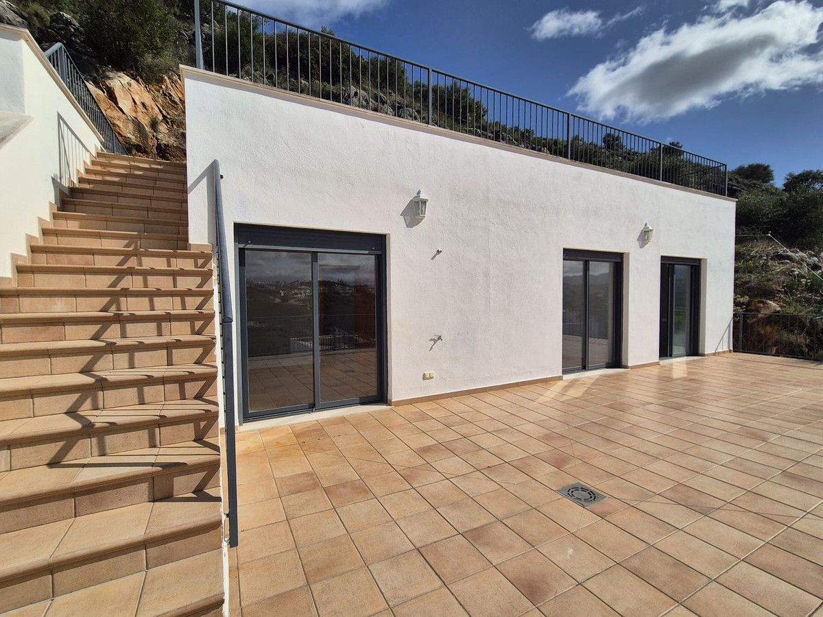 Se vende Villa - Chalet de 3 dormitorios en Costa Del Sol, Málaga, España