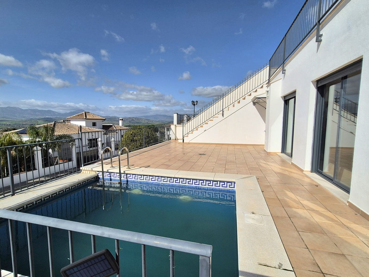 Se vende Villa - Chalet de 3 dormitorios en Costa Del Sol, Málaga, España