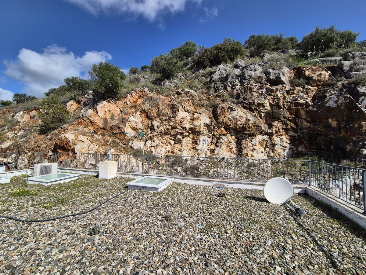 Se vende Villa - Chalet de 3 dormitorios en Costa Del Sol, Málaga, España